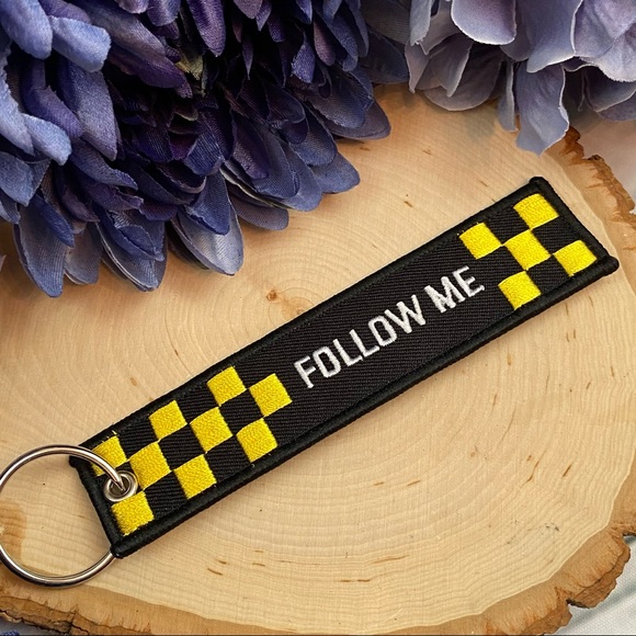 Aviator ‘Follow Me’ Keychain Luggage Tag - Picture 5 of 9